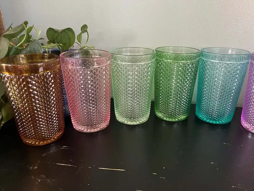 Set of 8 Multicolored Diamond Pattern Hobnail Textured Glass Drinking Tumblers - Picture 3 of 7